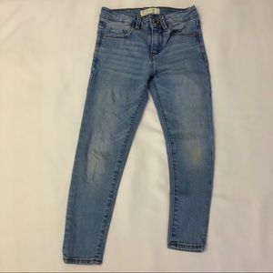 Zara Light Wash Skinny Jeans